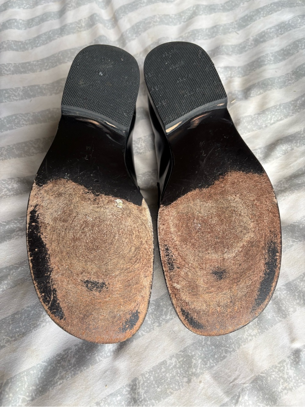 Donald J. Pliner Women’s Size 7M Black Leather Penny Loafers Made in Italy - Picture 6 of 7